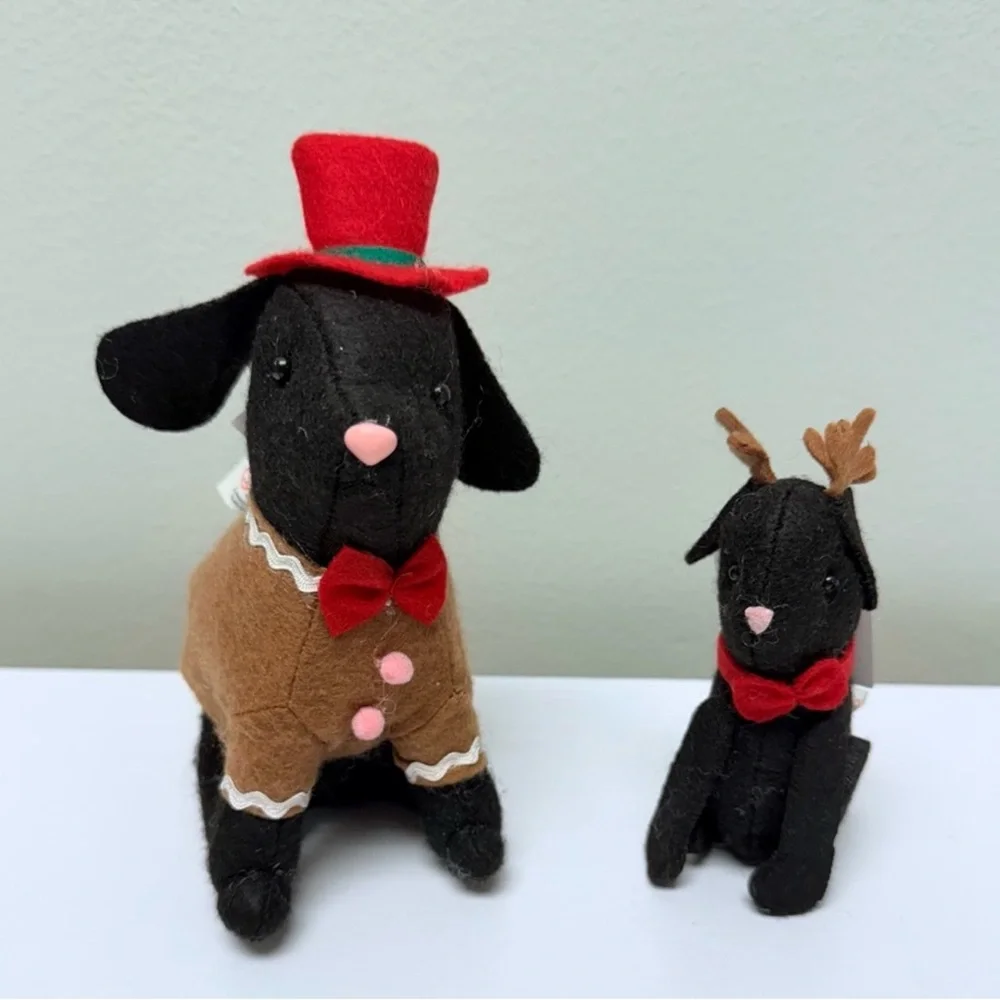 Target Bullseye Playground Set of 2 Holiday Plush Black dogs, Gingerbread, New